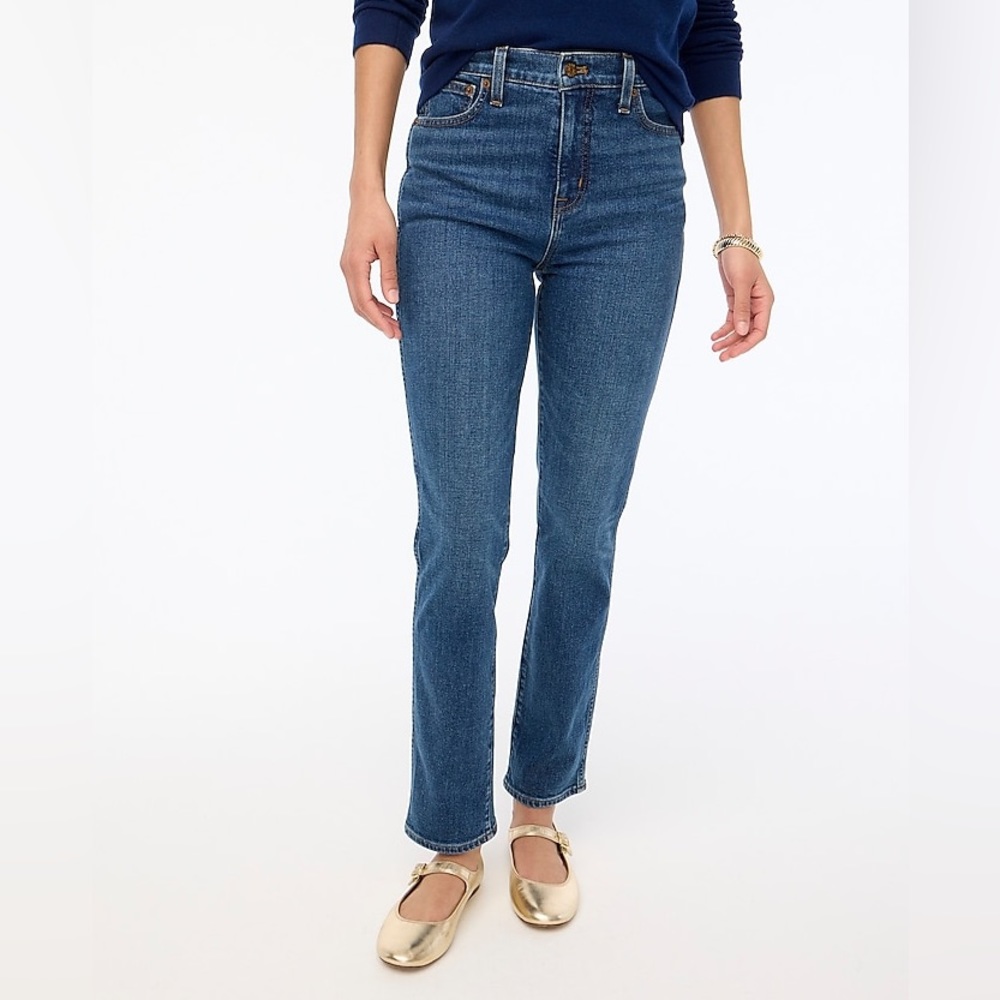 J. Crew High Rise Classic Straight Jean size 26 in Mediun Wash